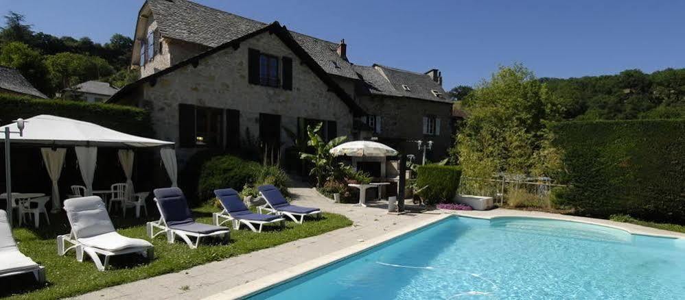 Logis Hotel Restaurant L'Auberge Du Chateau Muret-le-Chateau Екстер'єр фото